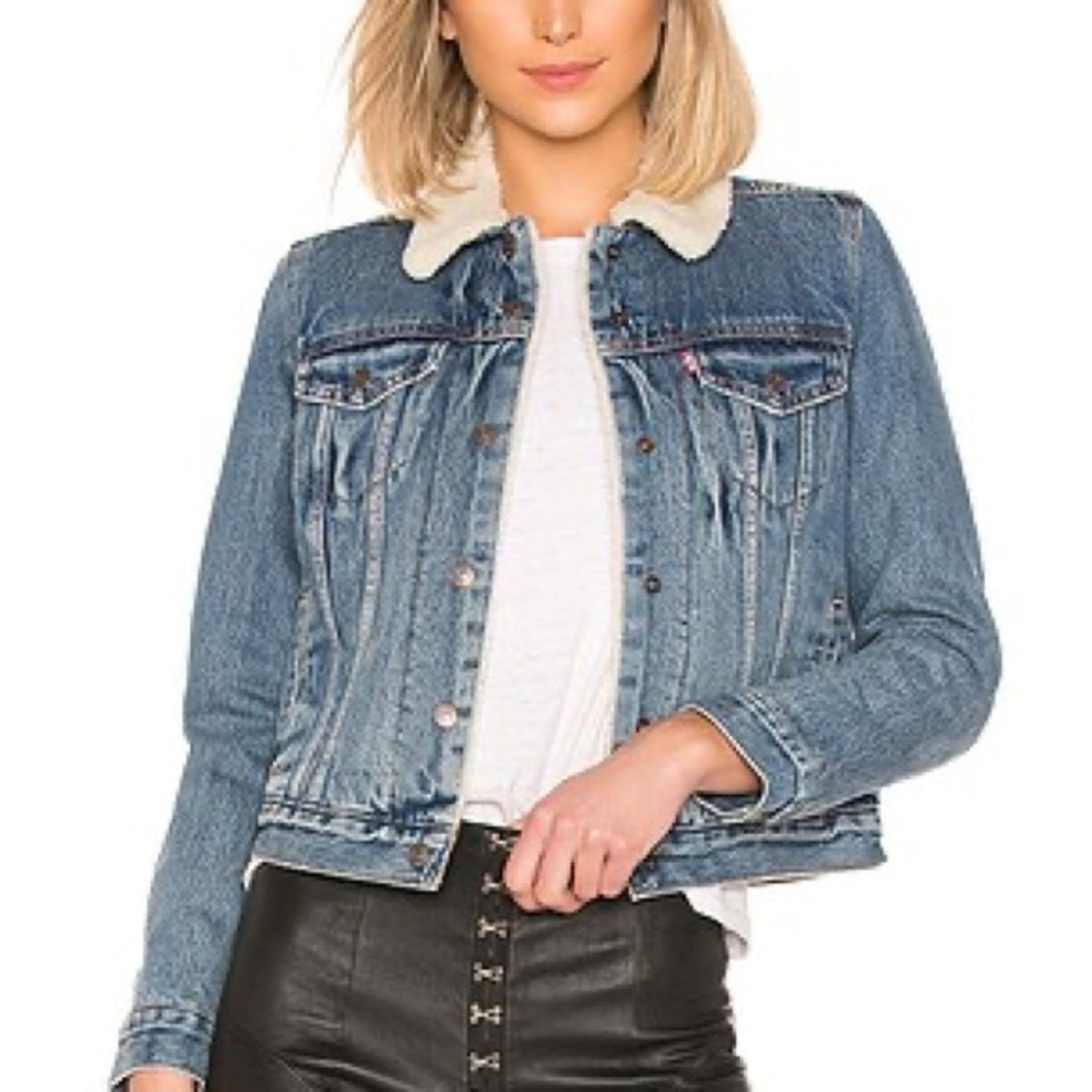 Levi's Mid-Blue Denim Jacket with Cream Sherpa Collar